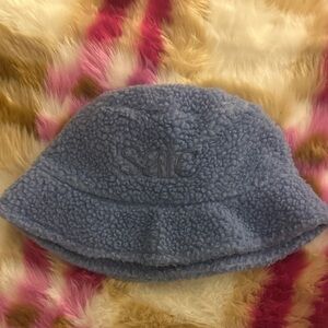 Saie Blue Fleece Bucket Hat